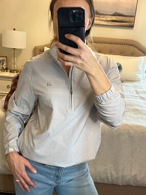 Travis Mathew Luca quarter zip golf windbreaker